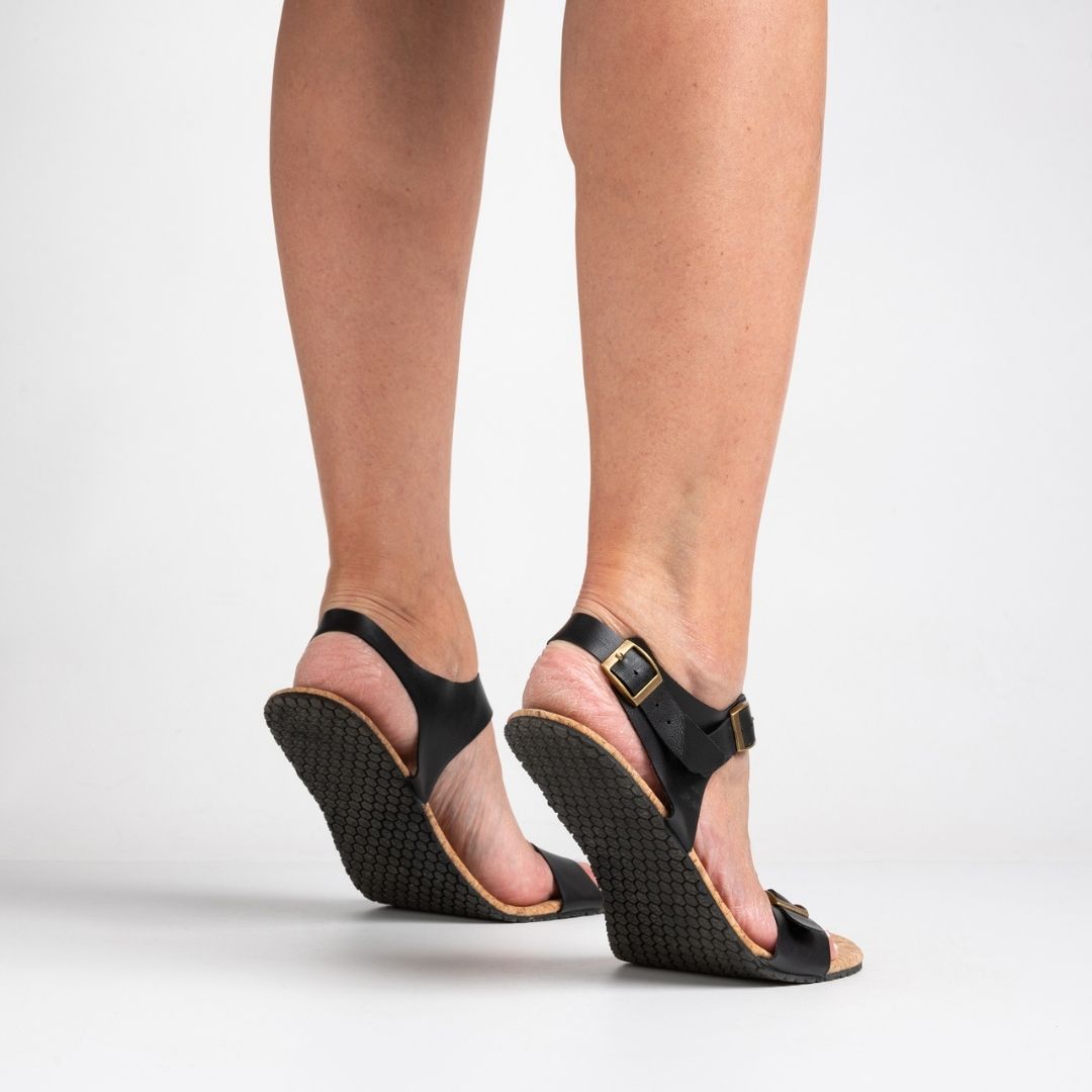 Rutsu Skin.01 Leather Barefoot Sandals Black
