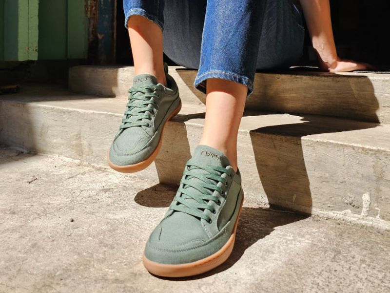 Are Barefoot Shoes Better Than Regular Shoes? The Honest Pros and Cons - Rutsu Barefoot Shoes