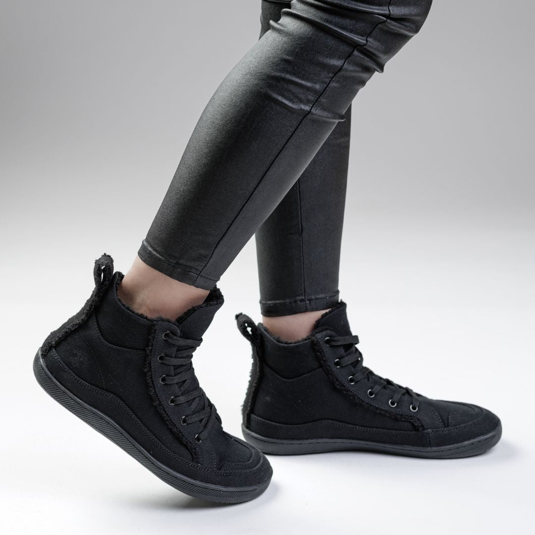 Rutsu Original Barefoot Sneakers High Black Fur
